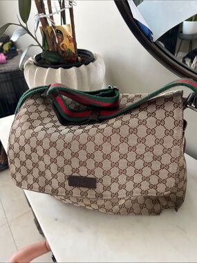 Gucci Beige/Brown GG Supreme Canvas Messenger Bag with Green-Red Web Strap